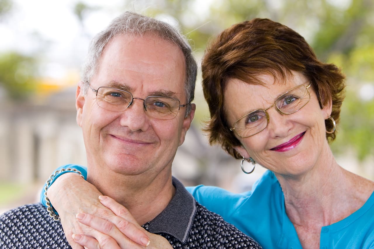 My wife says we can’t afford to retire. I vetoed her $8,000 trip to Italy. We’re in our 60s and have $4 million. Do I keep working? — MarketWatch, Shenzhen Health news