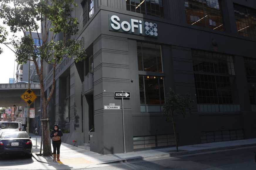 SoFi’s stock climbs as lending surge drives an earnings beat and rosy outlook — Shenzhen Business news