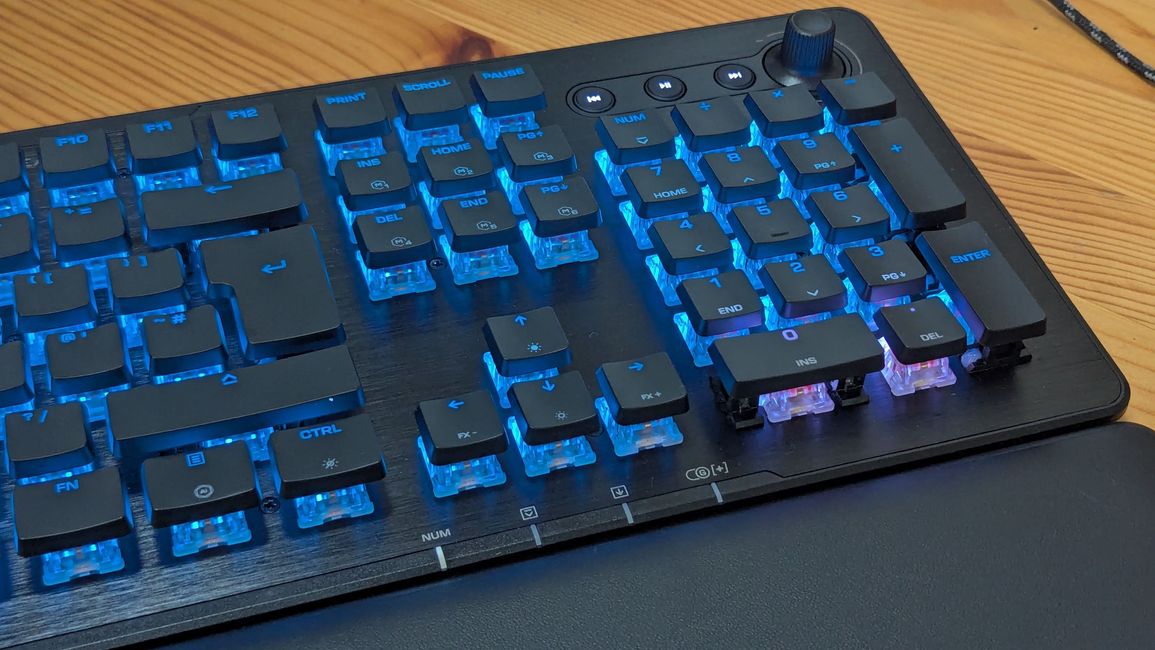 Turtle Beach Vulcan II XP Review: Clicky Compromise — Wired, Shenzhen Technology news